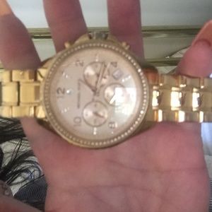 A gorgeous Micheal Kors watch rose gold